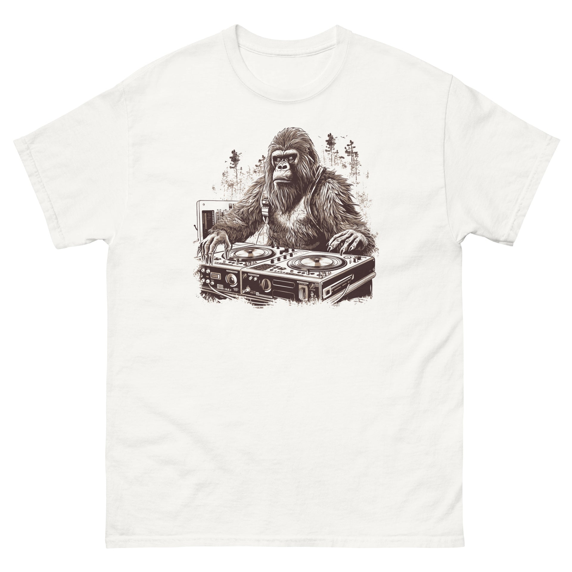 Bigfoot DJ Men's T-Shirt